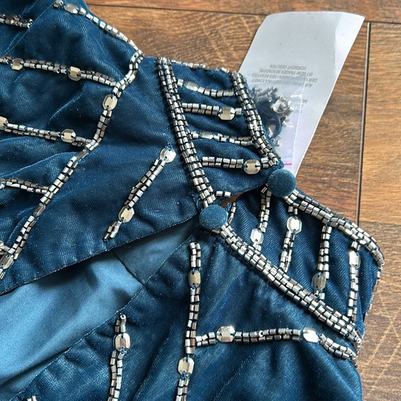 ASOS NWT Sparkle Dress - Picture 4 of 4